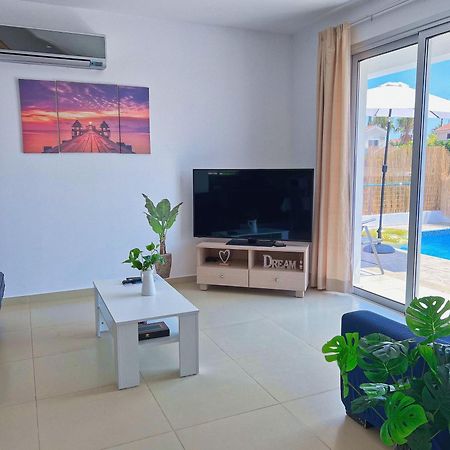 3 Bedroom Coral Bay Beach Seaview Villa II Private Pool Bagian luar foto
